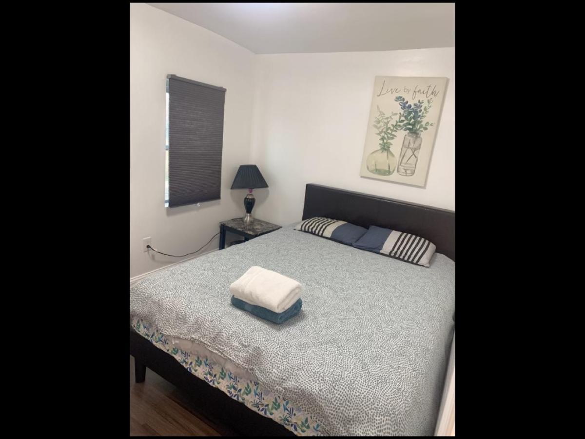 Stylist Bedroom Central Of 볼티모어 외부 사진