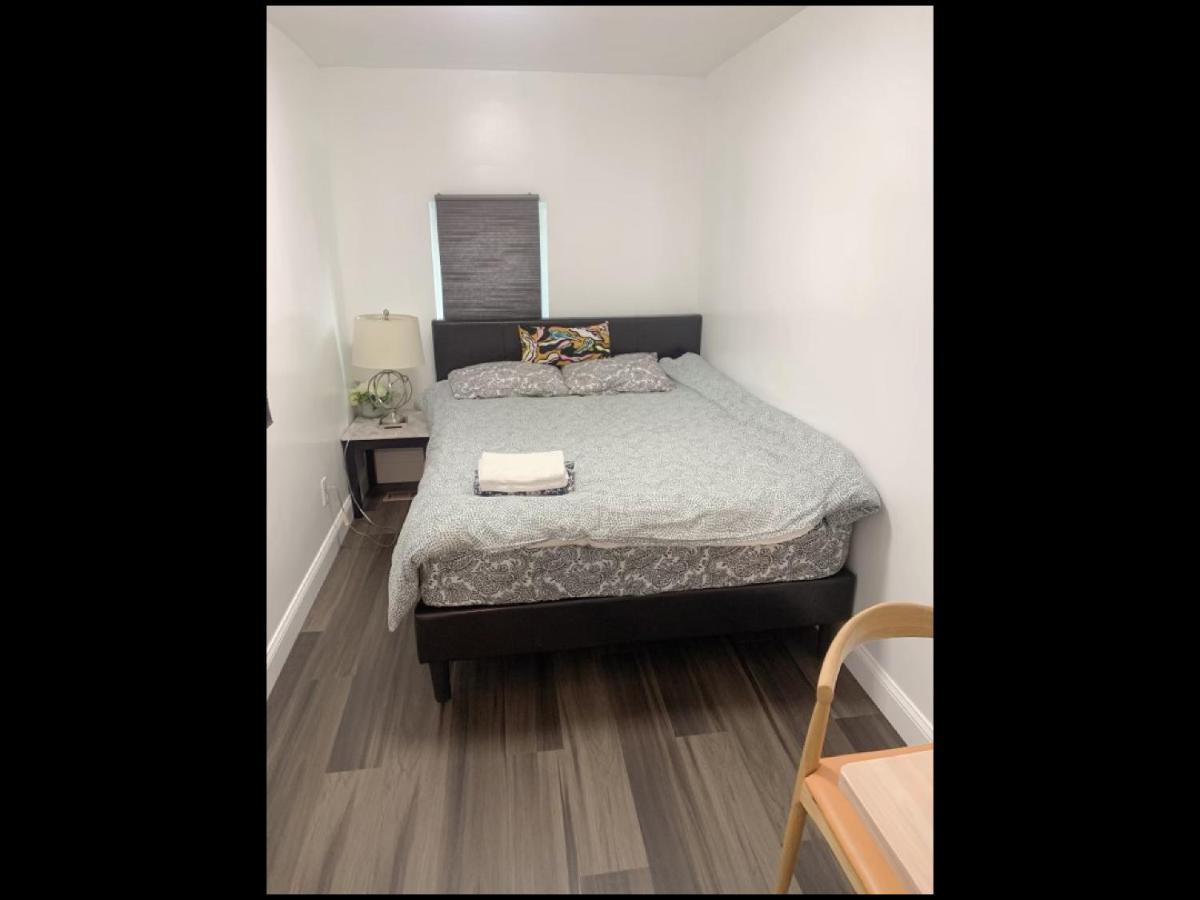 Stylist Bedroom Central Of 볼티모어 외부 사진