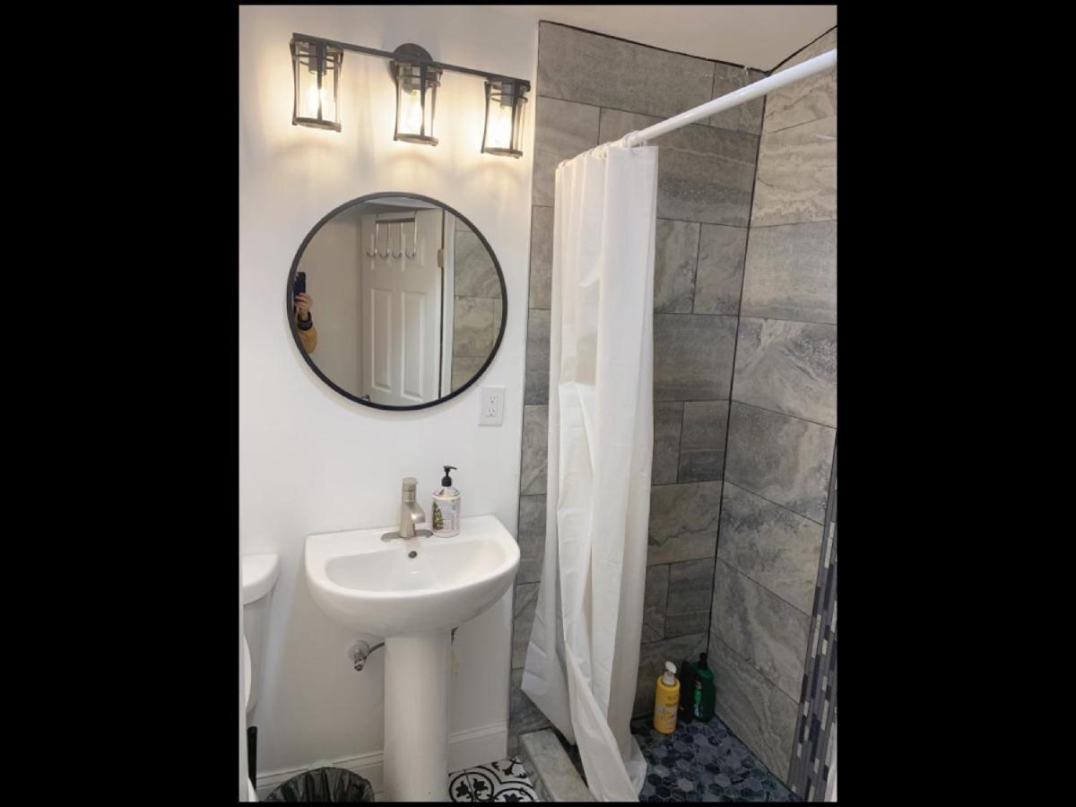 Stylist Bedroom Central Of 볼티모어 외부 사진